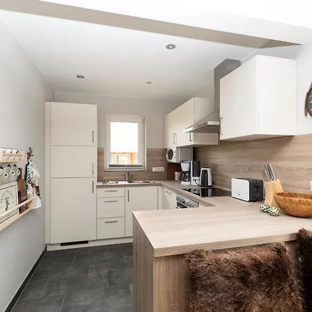 Prázdninový dům Fh Harzhirsch - Kamin, Sauna, Bettwaesche, Kurtaxe Inklusive Hasselfelde